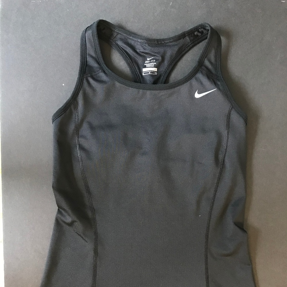 Nike Dri-Fit Fitted Tank Top
